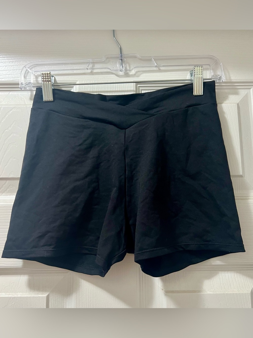 Motionwear Black High-Rise Crossover Waist Bike Shorts